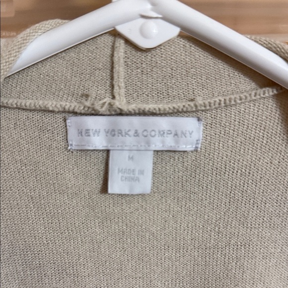 New York & Company Elegant Cream Women's Cardigan Sweater wrap - Picture 2 of 4